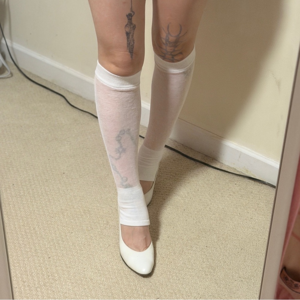 Vintage 90s Salvatore Ferragamo White Leather Pumps